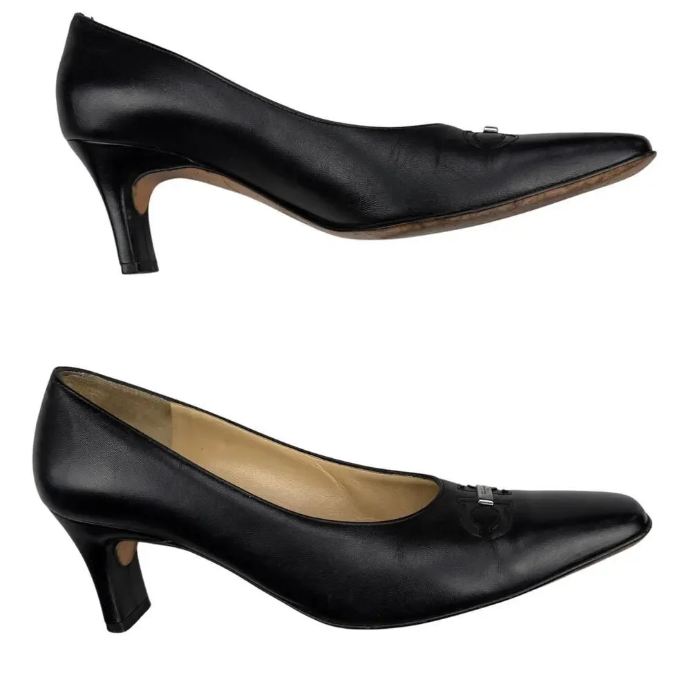 SALVATORE FERRAGAMO Metal Logo Classic Black Leather Heel Size 5.5 Made In Italy